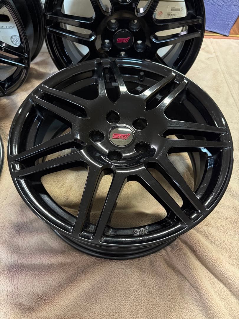 STI アルミホイール　18インチ　ブラック　SG217SJ020 フォレスター