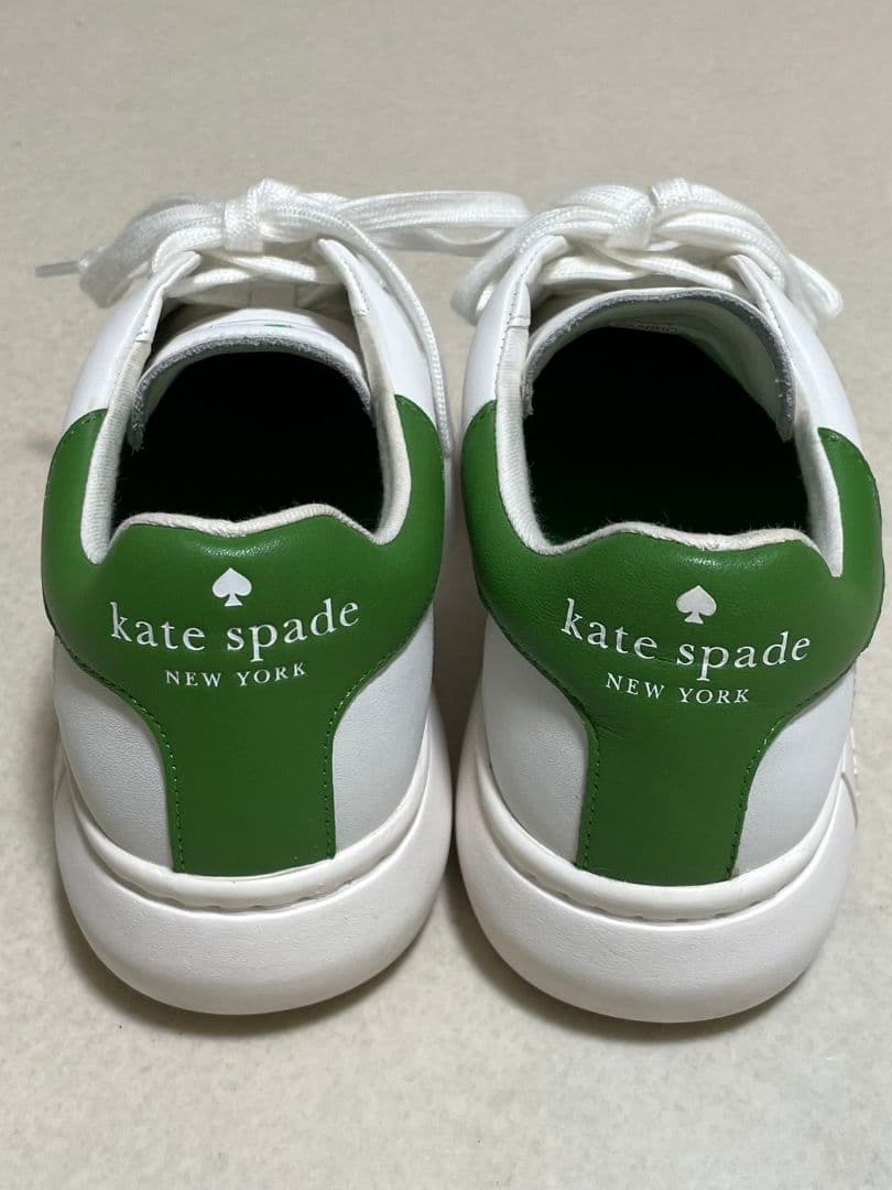 ミ*ん様 kate spade x Hello Kitty スムースレザー 24