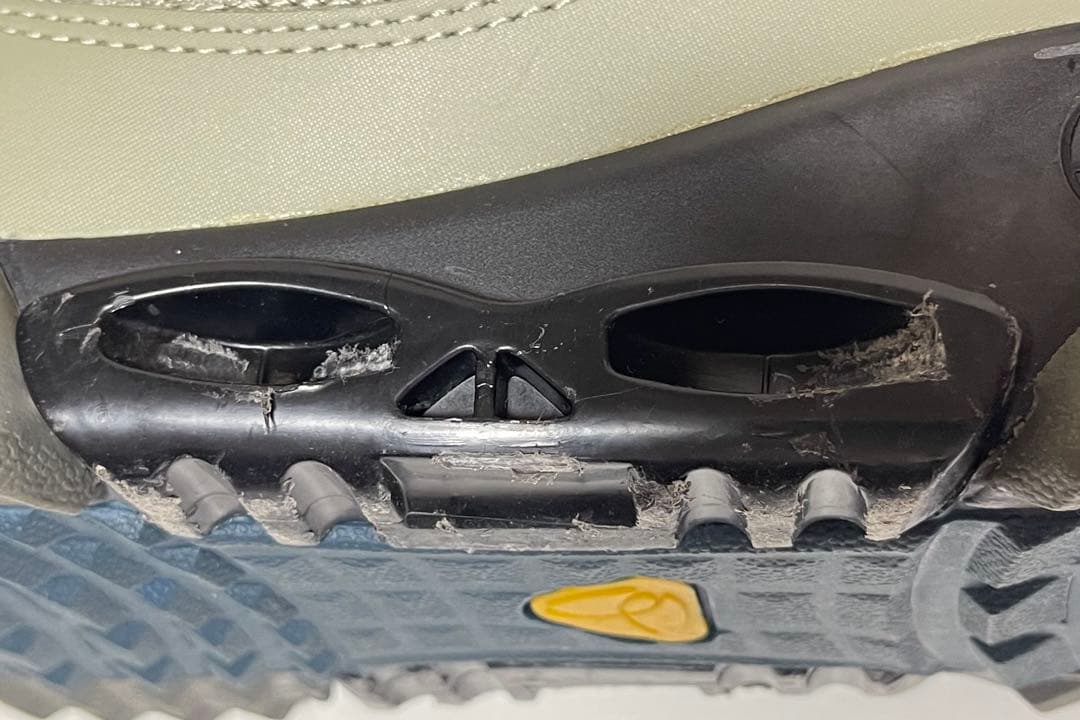 BURTON｜ビンディング（ステップイン）｜RED