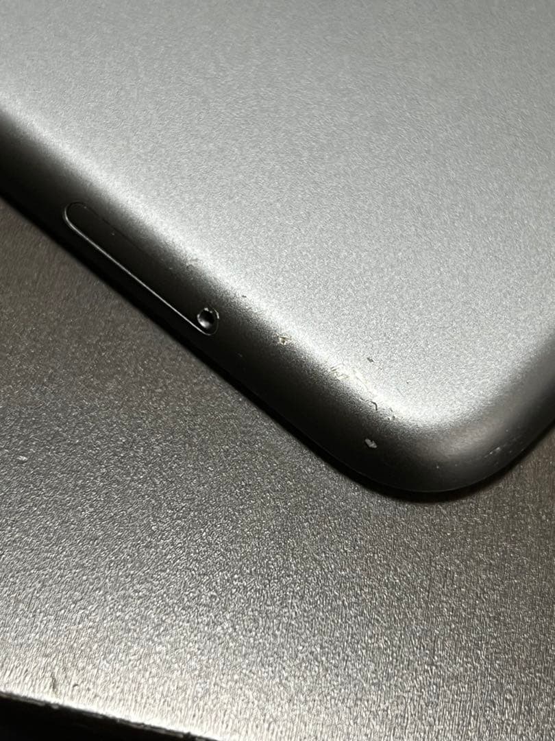 Apple iPad air 第3世代　64GB セルラーモデル