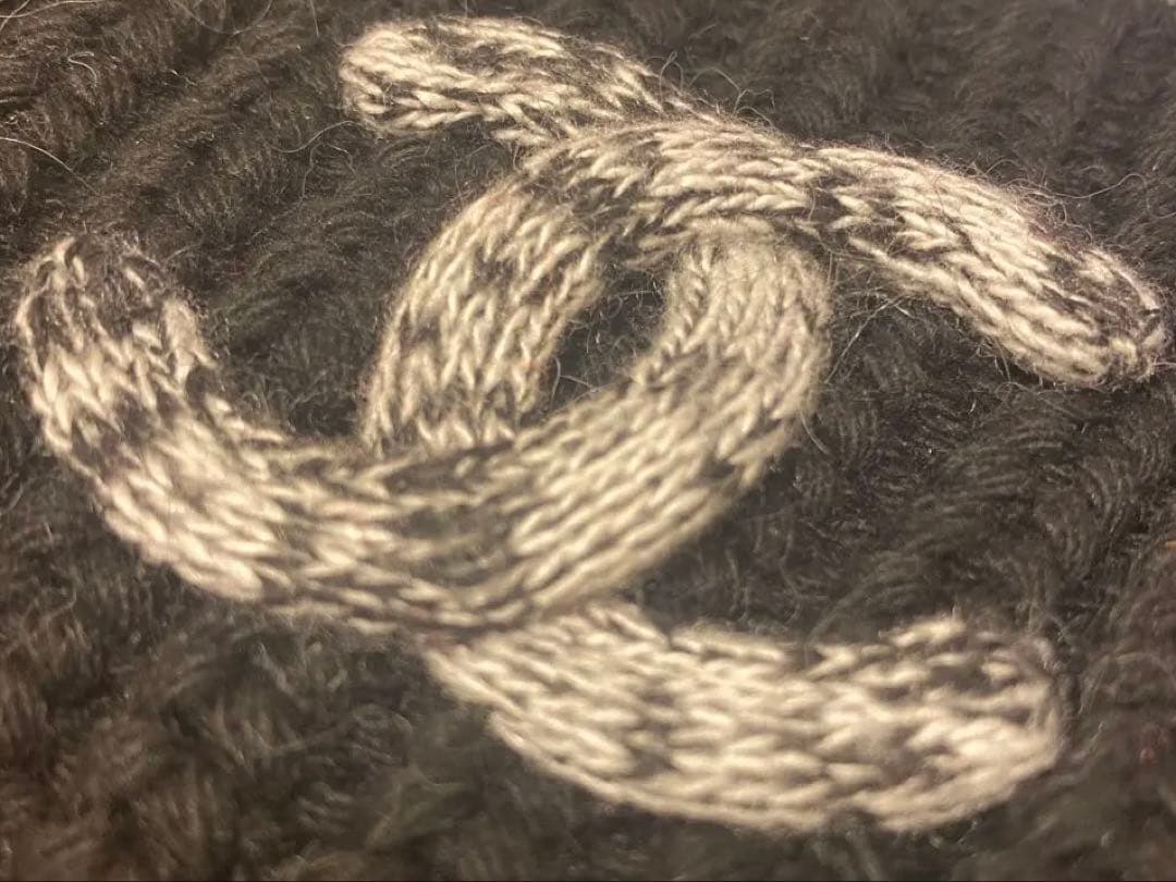 【新品未使用】 CHANEL ニット帽 ユニセックス ノベルティ　✴︎おまけ付✴︎