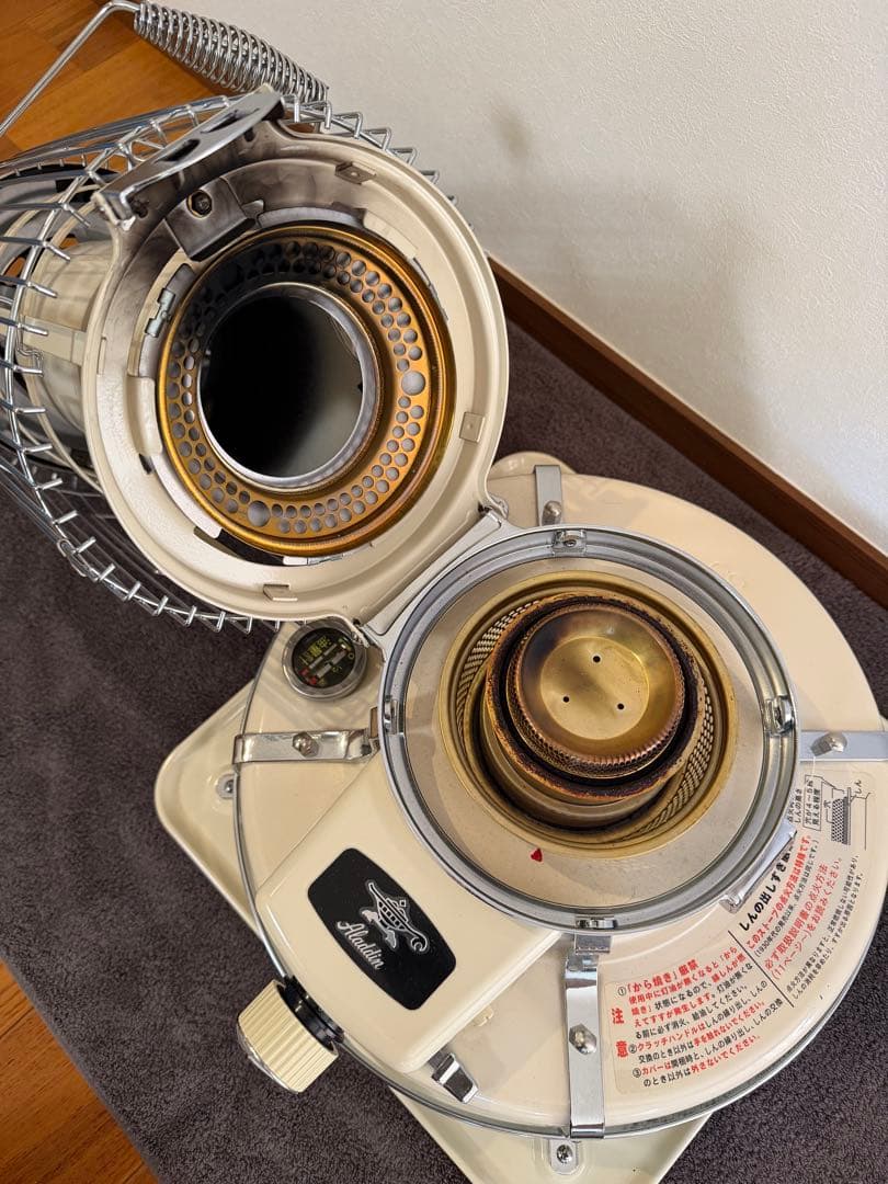 アラジン 石油ストーブ 本体のみ｜動作品｜送料込み・たのメル便