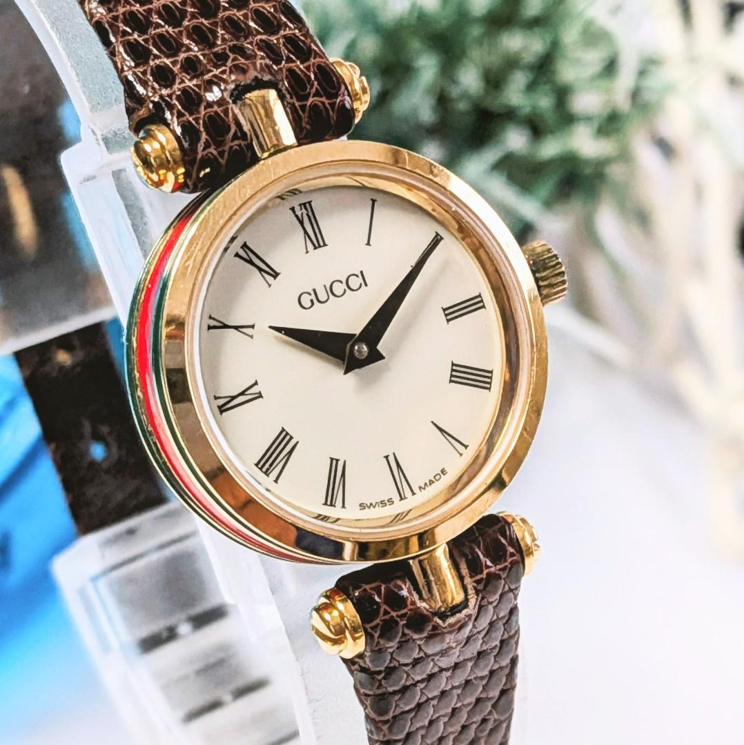良品 GUCCIグッチ レディース腕時計ベージュ サイドシェリーライン イタリア