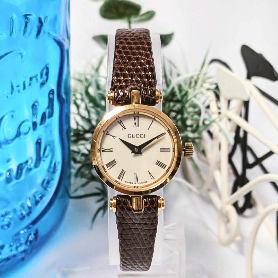 良品 GUCCIグッチ レディース腕時計ベージュ サイドシェリーライン イタリア