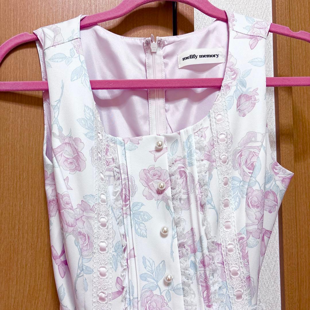mellfymemory Rosy Floral Angelic ワンピース