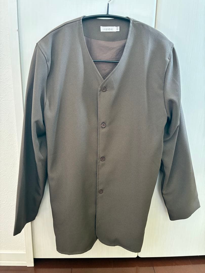 ka＊プロフ必読さん専用riziereノーカラージャケットセットアップシャツ付