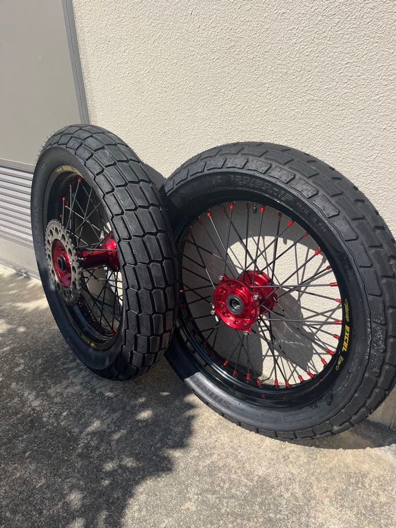 ハスクバーナ　ホイールタイヤセット　送料込み！