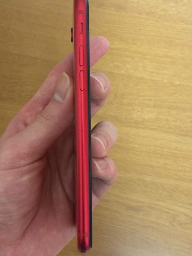 iPhone se2 第二世代　256GB 本体のみ