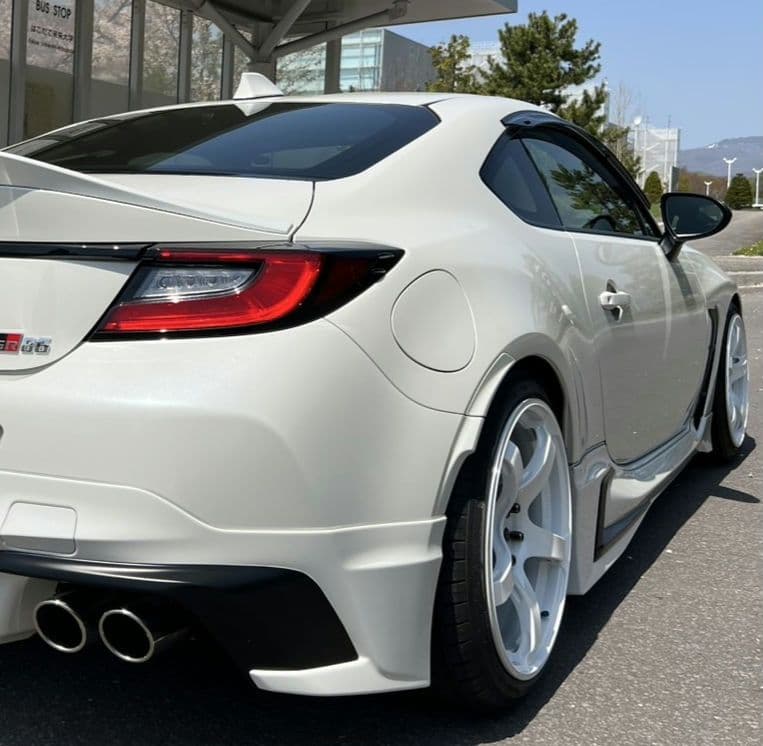 ヨコハマアドバンレーシング　TC-4 4本のうち2本分　 1/2ページ