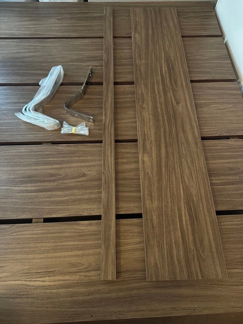 【金額交渉可】ローベッド　ベッドフレーム　クイーン/キングサイズ