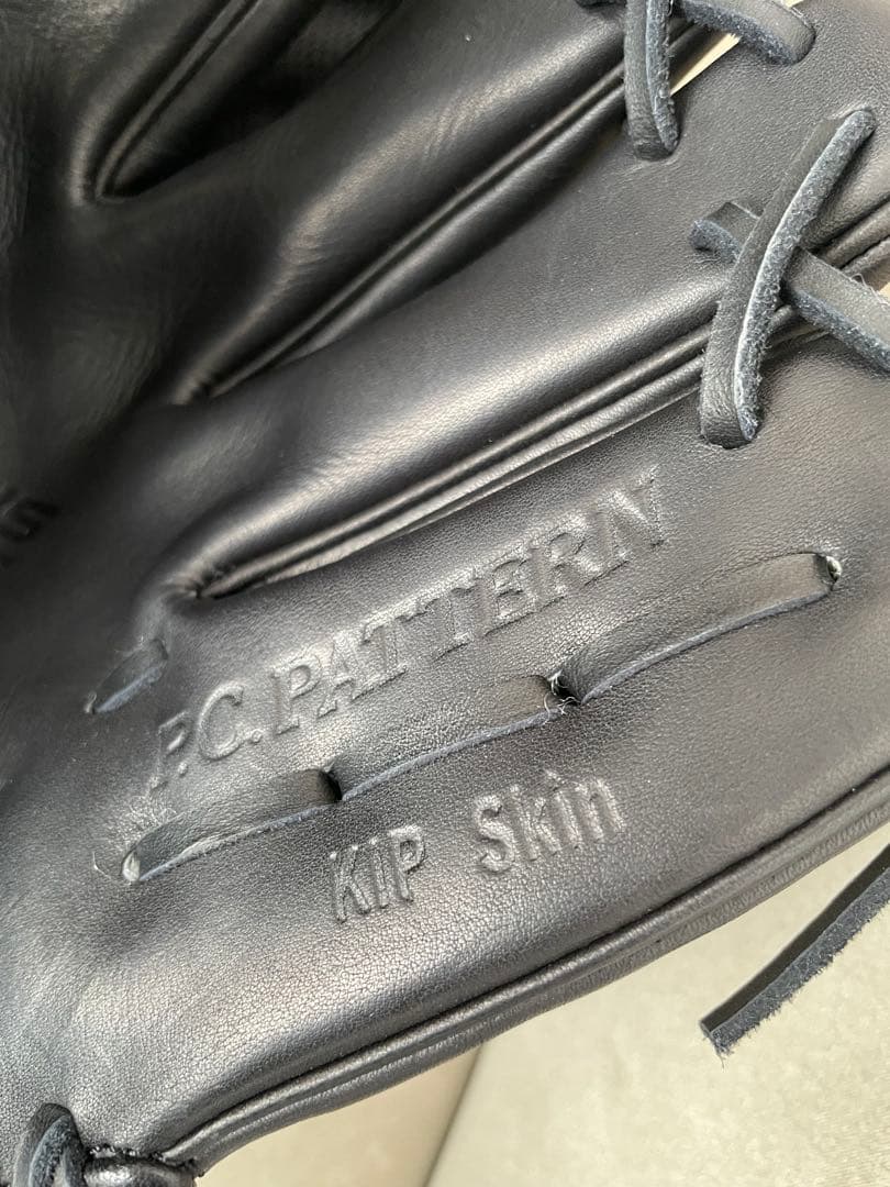 ゼットプロステイタス硬式内野手用オーダーグラブ