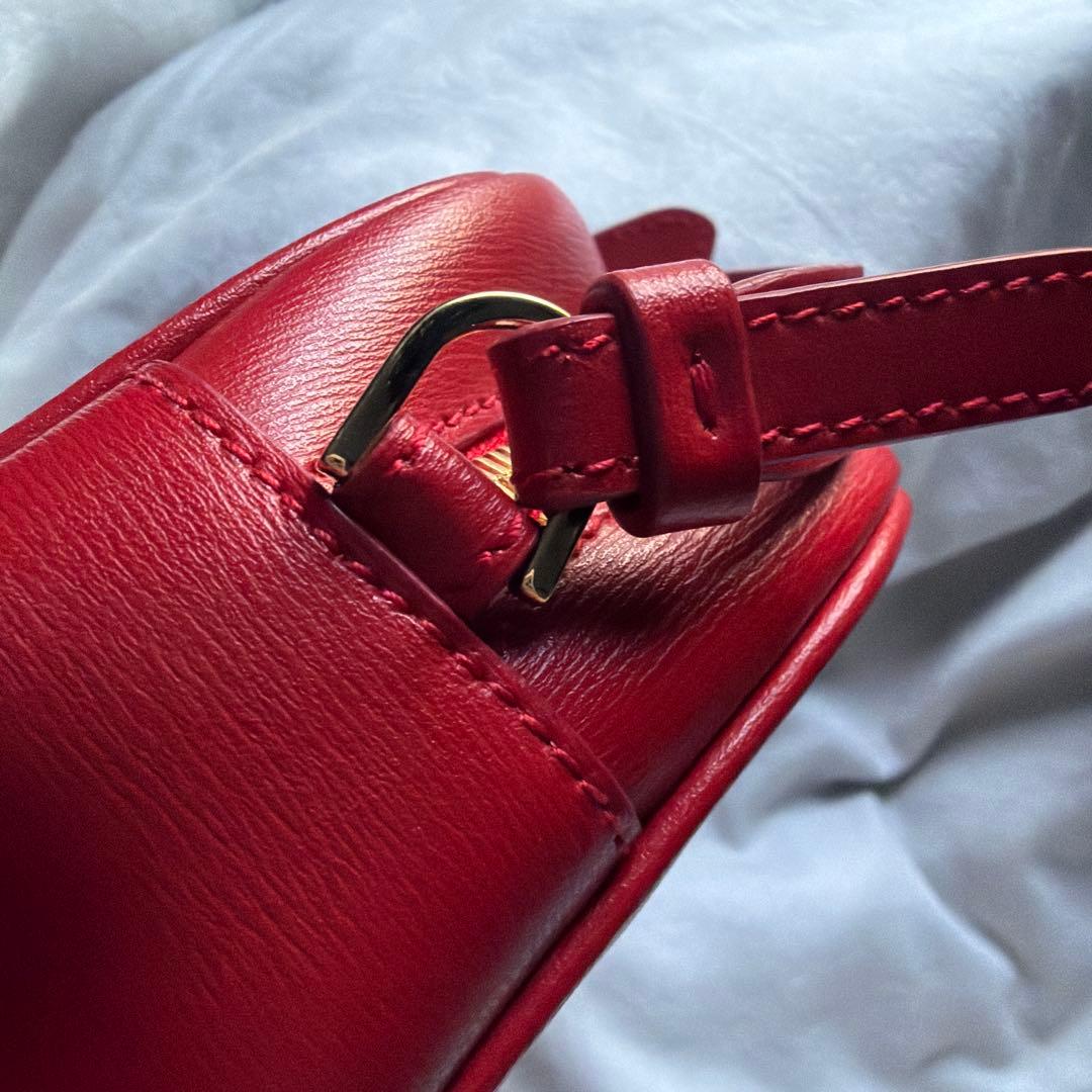 Ferragamo ショルダーポーチ