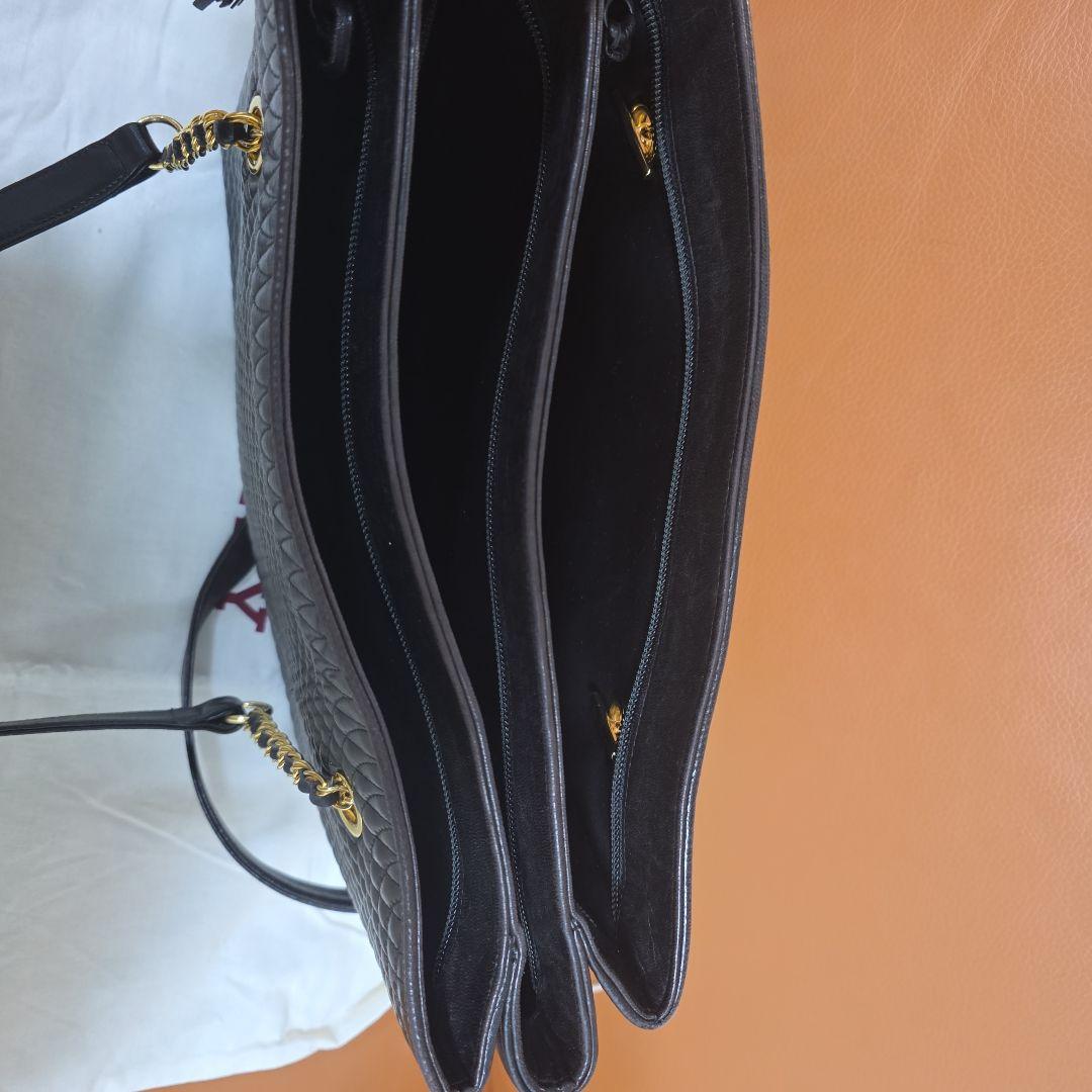 【極美品】BALLYショルダーバッグ　キルティング　トート