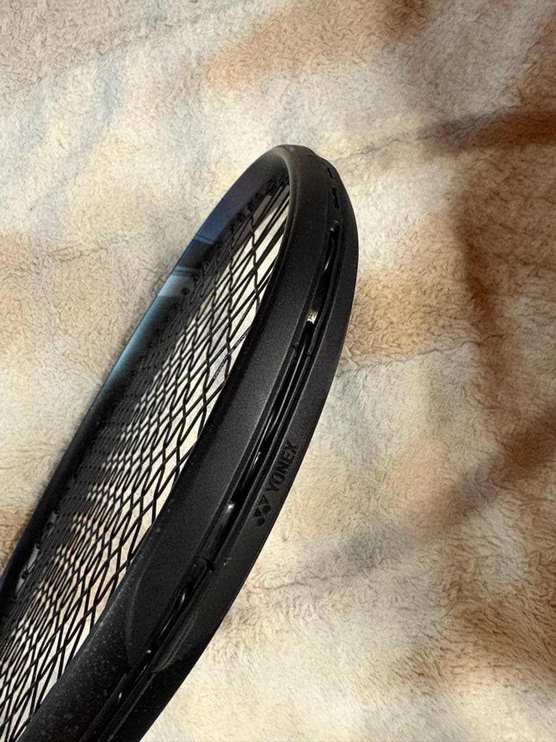 YONEX EZONE 100 アクアナイトブラック　G2