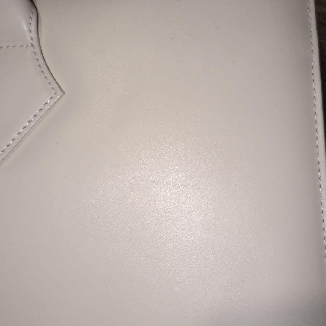 希少美品Vivian Westwood　ホワイト　 レザー　ビジネスバッグオーブ