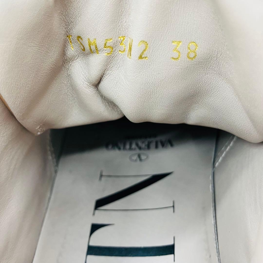 ヴァレンティノガラヴァーニ　スニーカー　24.5cm サイドロゴ メタリック