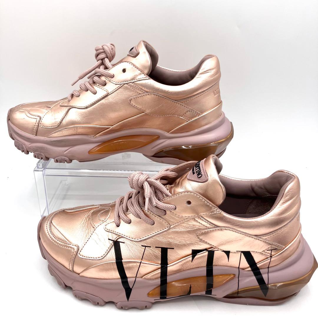 ヴァレンティノガラヴァーニ　スニーカー　24.5cm サイドロゴ メタリック