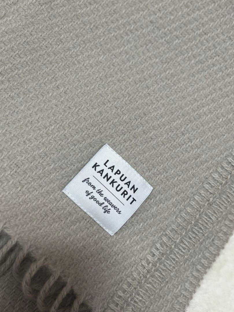 ラプアンカンクリ　ショール　ポケットショール　ライトベージュ
