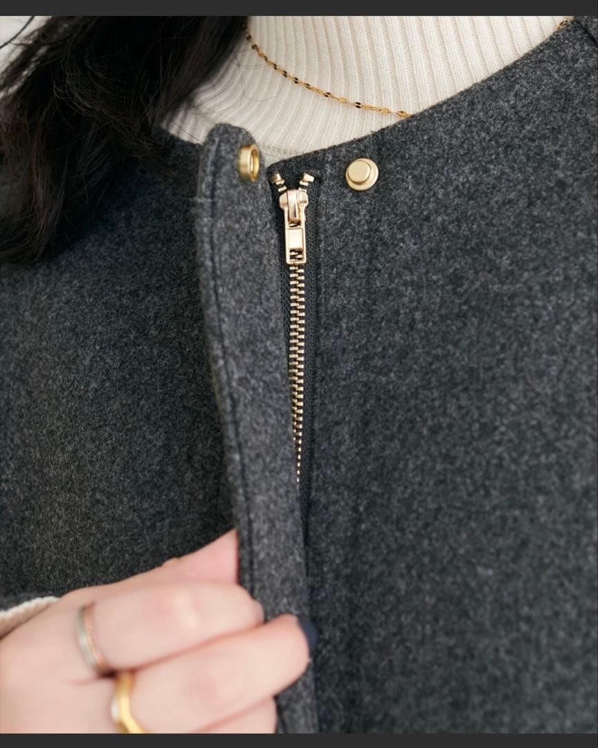 〈osono〉2wayノーカラーコート　チャコールグレー