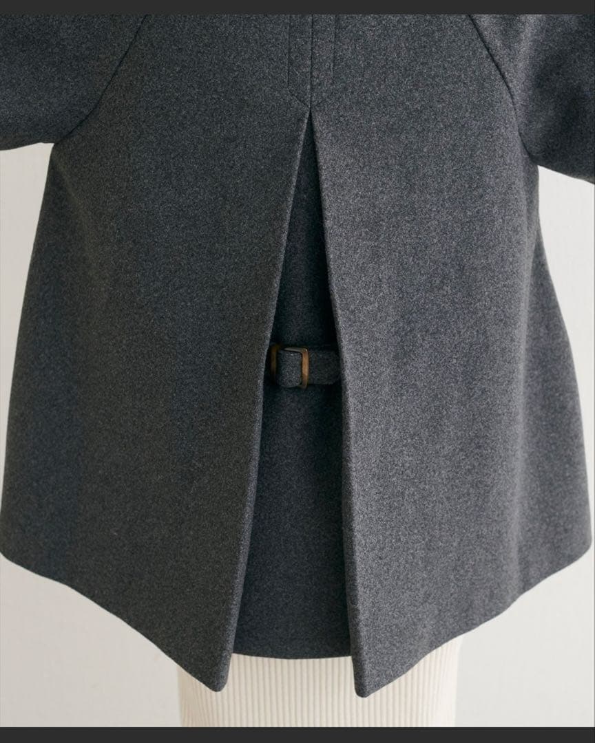 〈osono〉2wayノーカラーコート　チャコールグレー