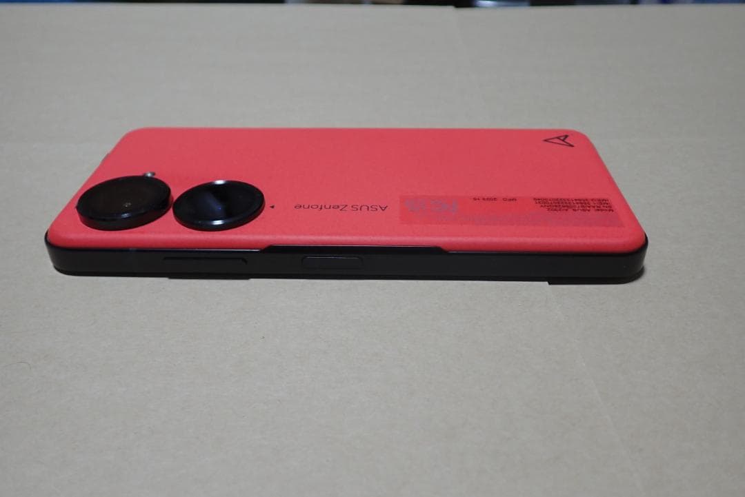 奥*大様 Zenfone10 8GB/256GB エクリプスレッド