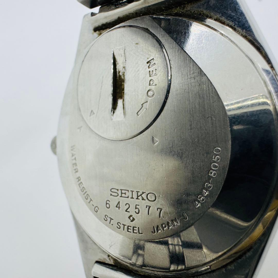 ✨SEIKO✨GRAND QUARTZ✨デイデイト✨シルバー文字盤✨腕時計✨