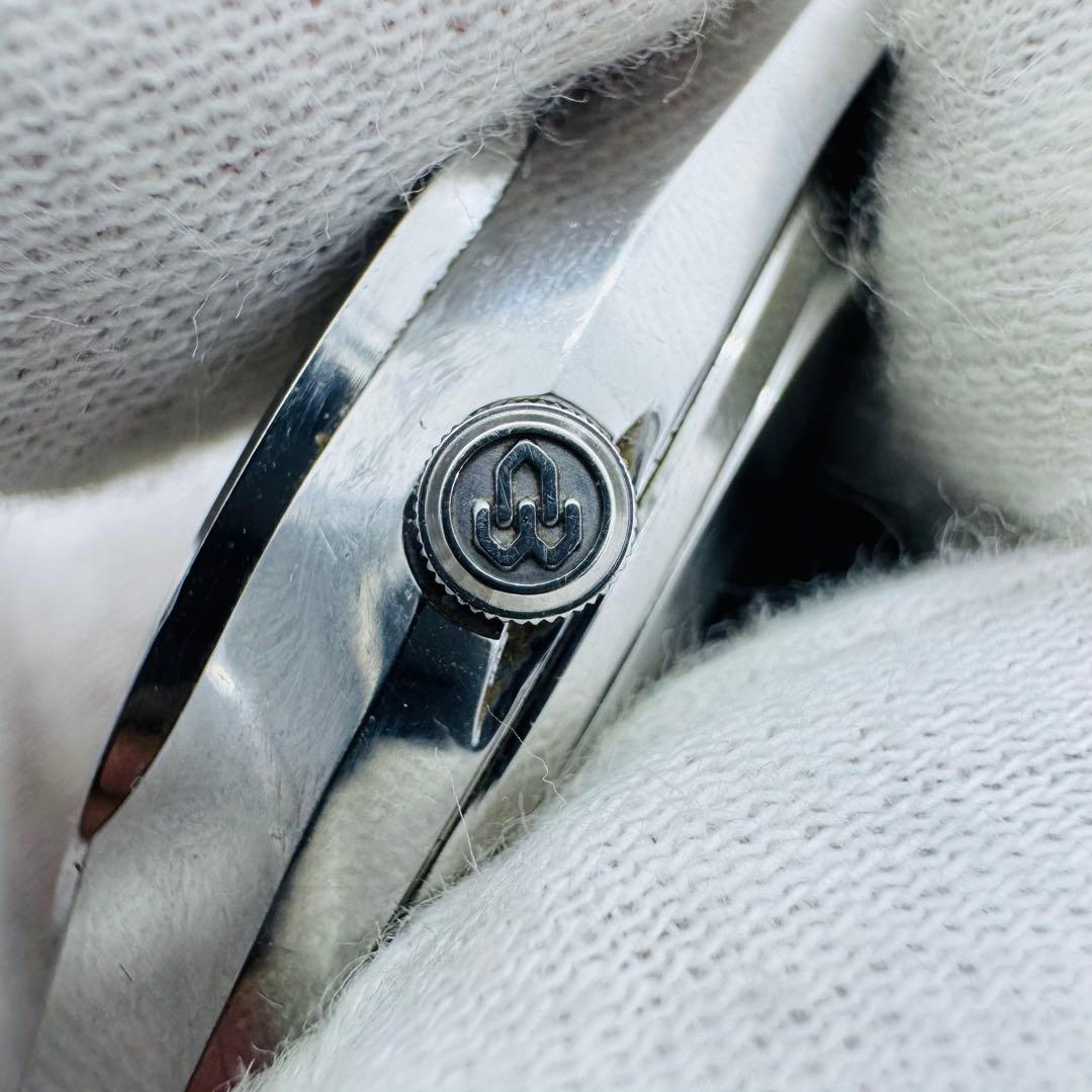 ✨SEIKO✨GRAND QUARTZ✨デイデイト✨シルバー文字盤✨腕時計✨