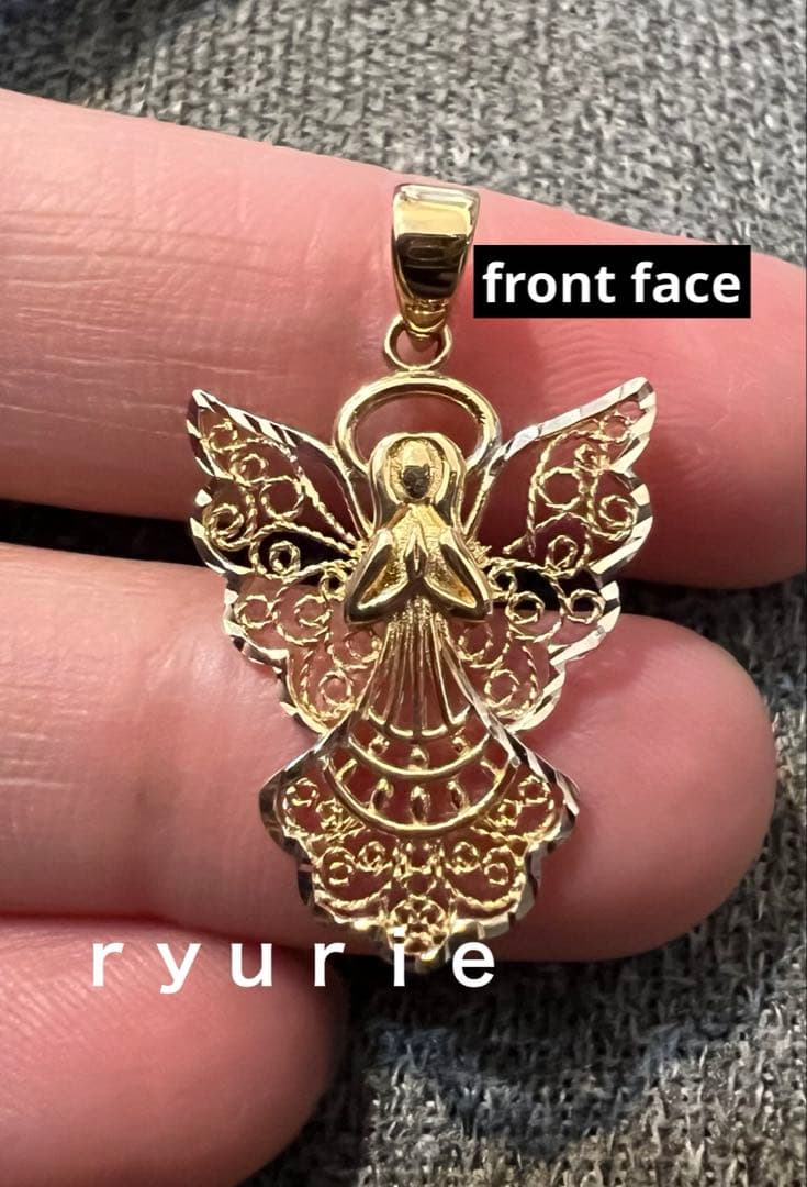 18金レディースペンダントタップ