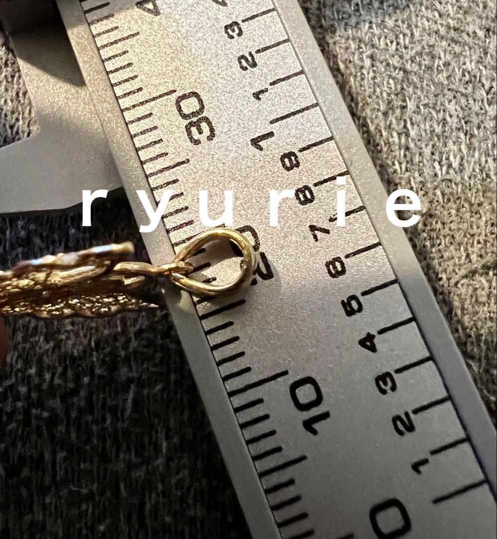 18金レディースペンダントタップ