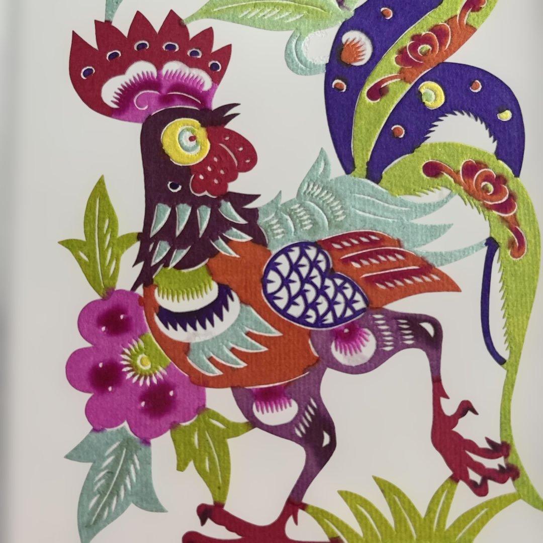 中国の切り紙、12 支　箱付き　 説明は中国語と英語　状態良好