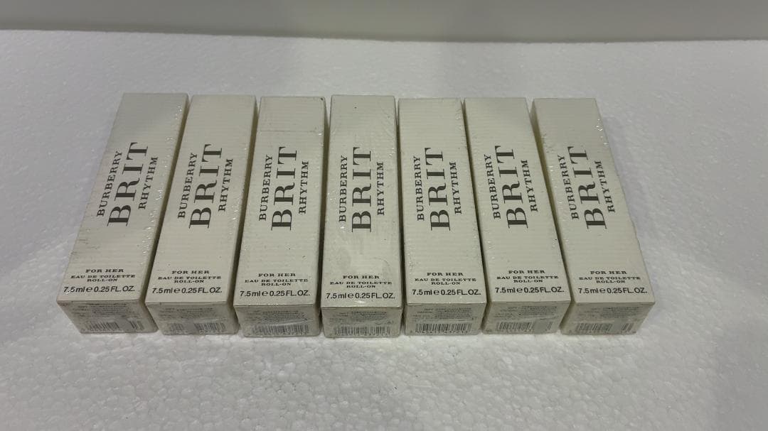 新品 BURBERRY BRIT RHYTHM 7.5ml まとめ売り