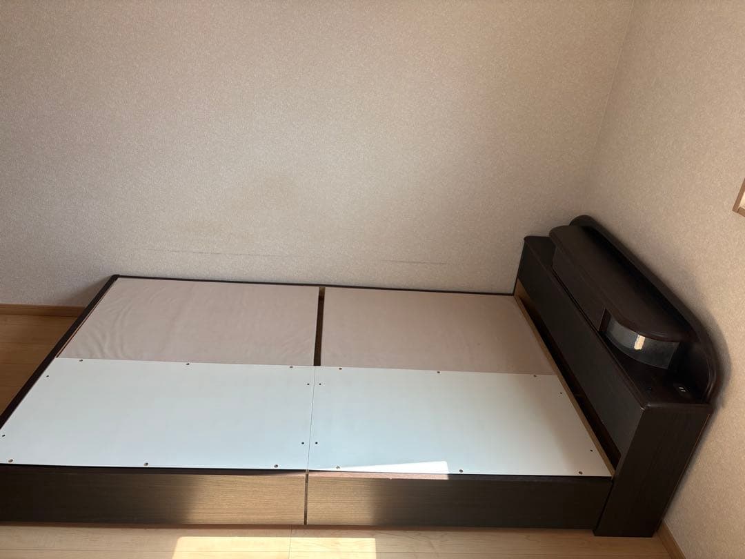 ニトリ セミダブル ベッドフレーム＋マットレス 収納付