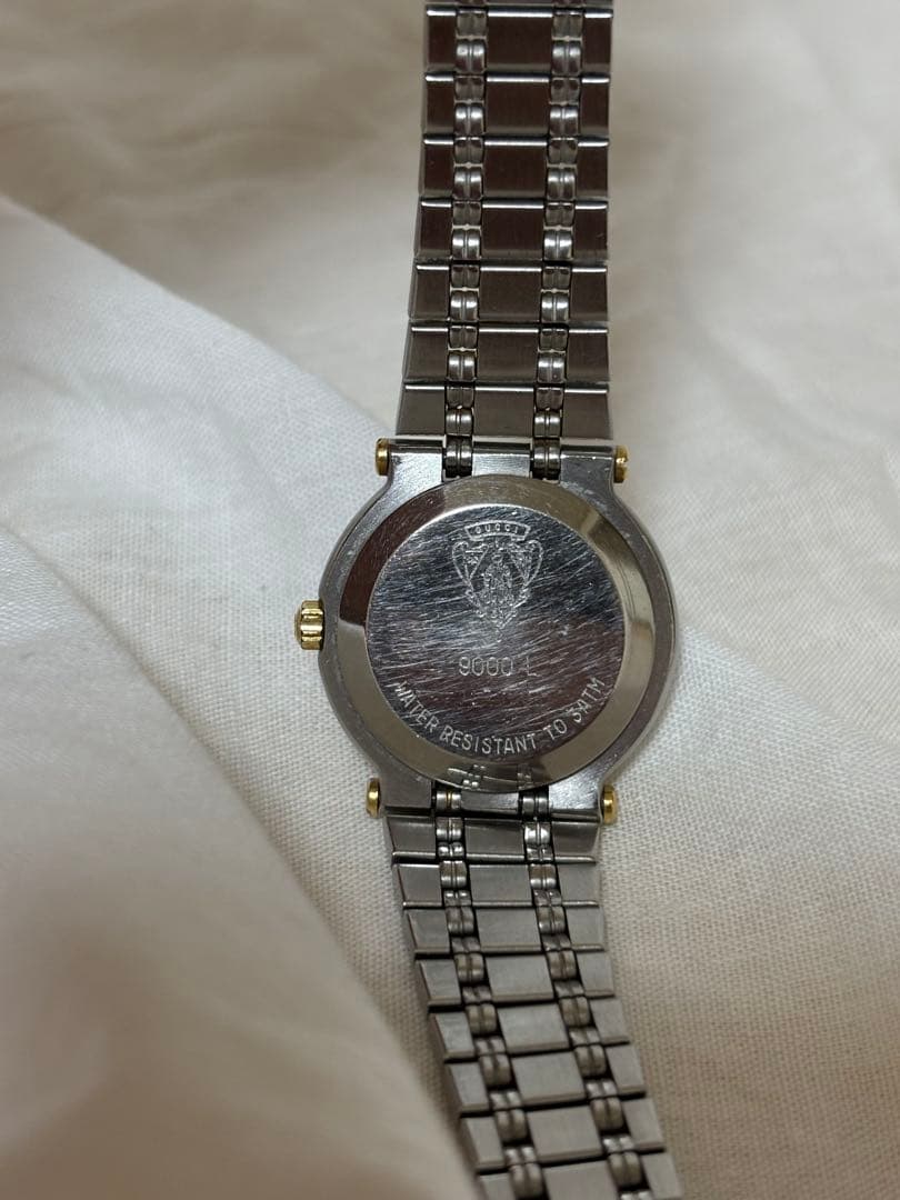GUCCI 9000L グッチ 腕時計 レディース 新品電池交換済み　実働
