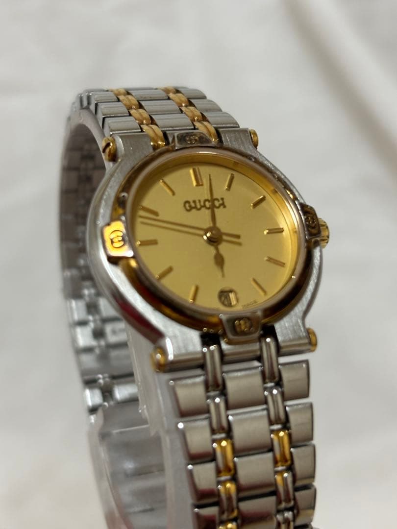 GUCCI 9000L グッチ 腕時計 レディース 新品電池交換済み　実働