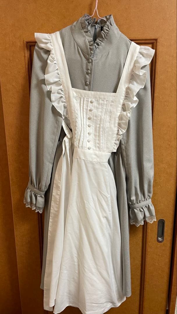 sheglit ショートエプロンドレス