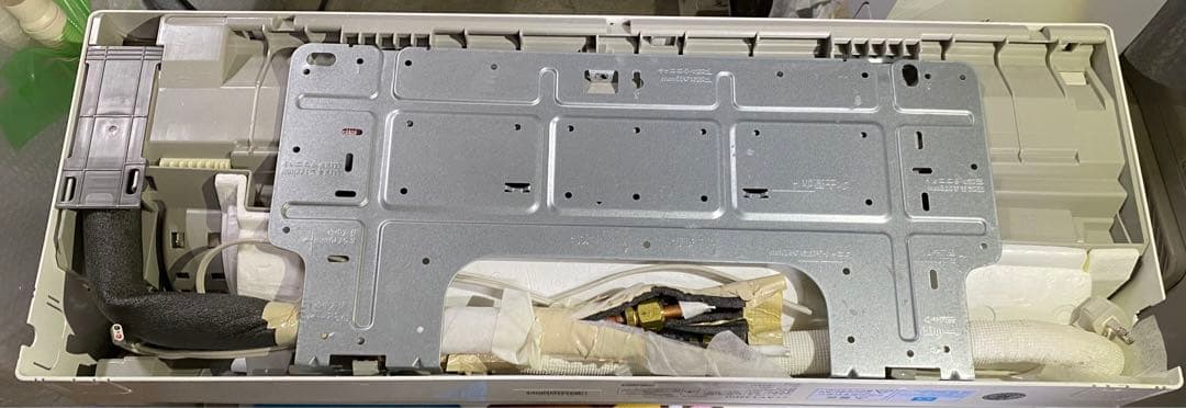 シャープ　ルームエアコン　AY-L22DH 2020年製　100V 6畳