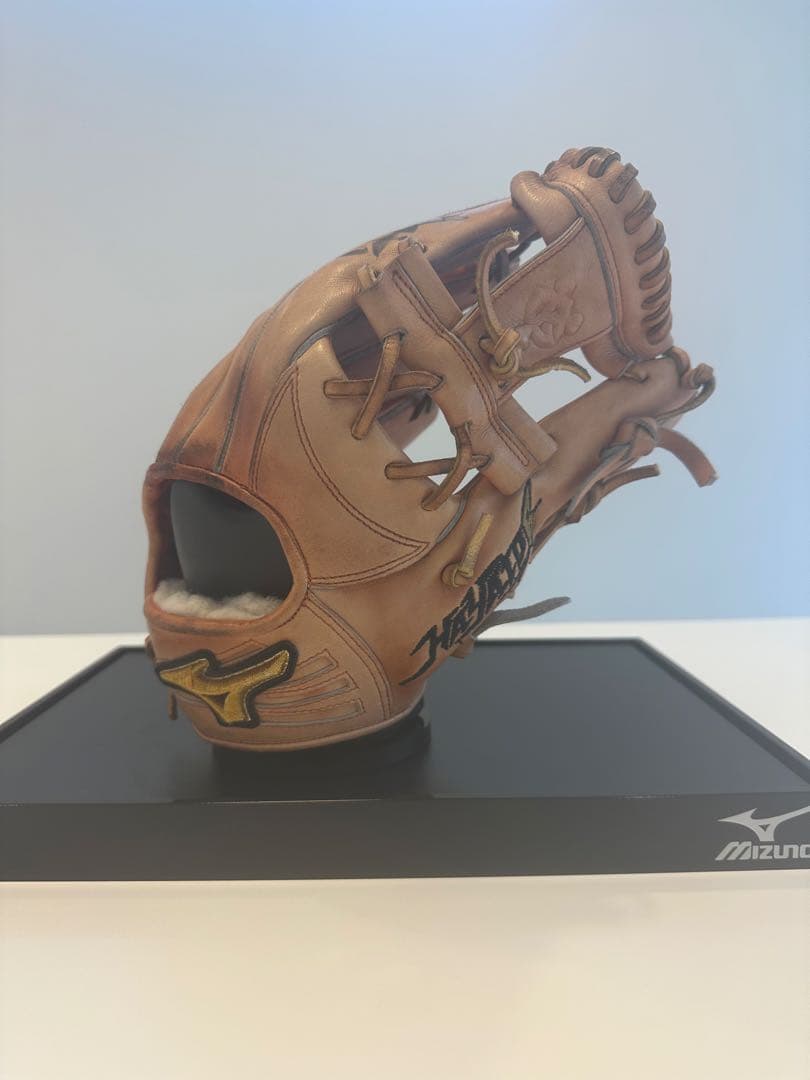 ジャイアンツ　坂本勇人選手　実使用　サイン入り　ミズノプロ　グローブ