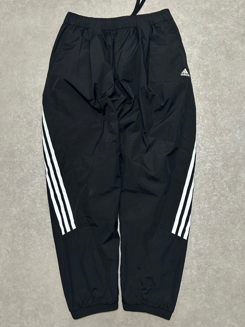 セットアップ アディダス　ウインドブレーカー　レディース　ブラック　ジャケット