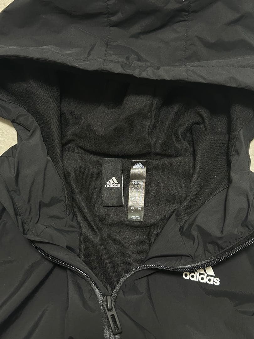 セットアップ アディダス　ウインドブレーカー　レディース　ブラック　ジャケット