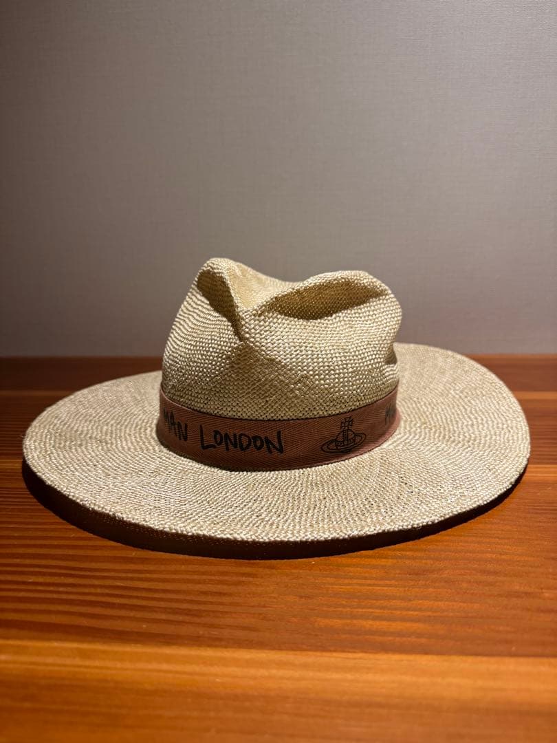 【希少品】 vivienne westwood ストローハット新品未使用タグ付き