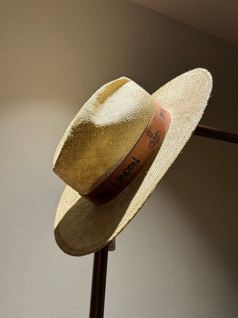 【希少品】 vivienne westwood ストローハット新品未使用タグ付き