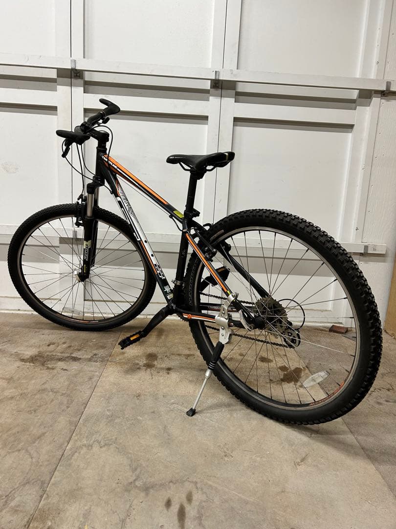 GT マウンテンバイク 24変速 29インチ ブラック/オレンジ