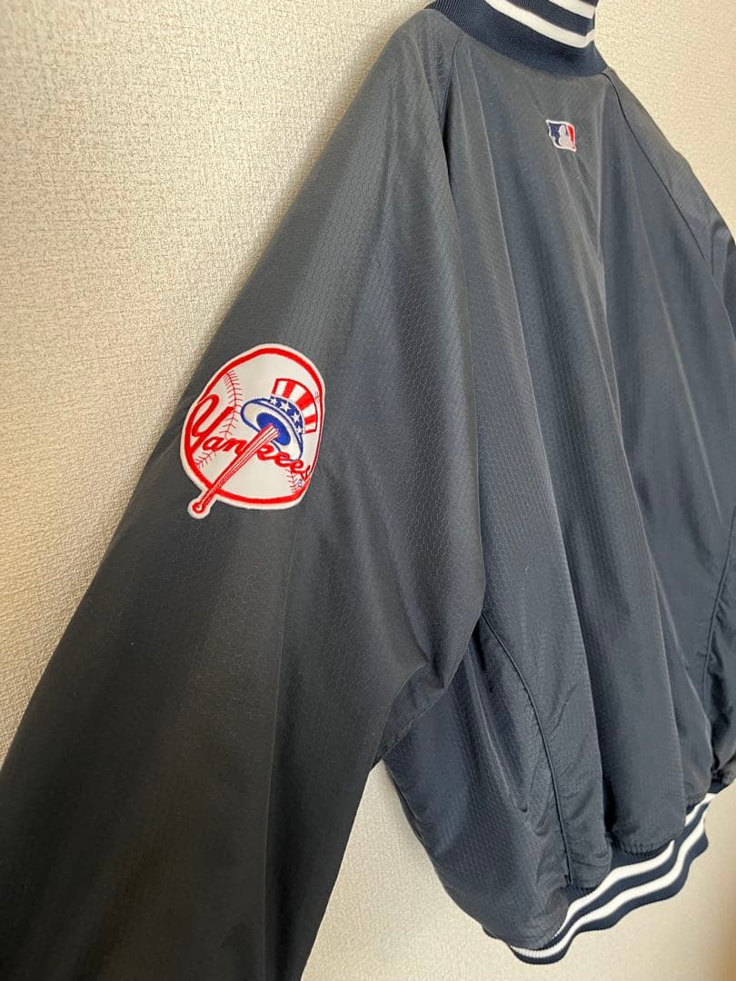 Yankees majesticベースボールジャケット　Lサイズ