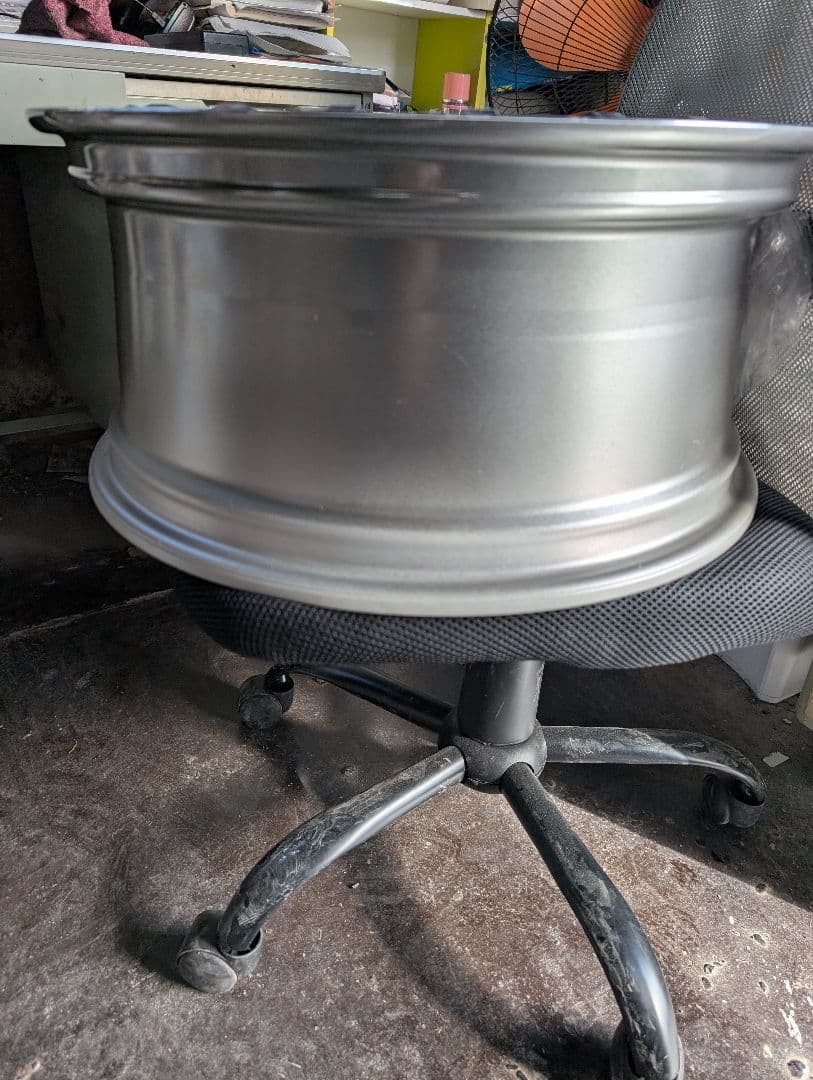 トヨタ　クラウンマジェスタ　ディスクホイール　一本