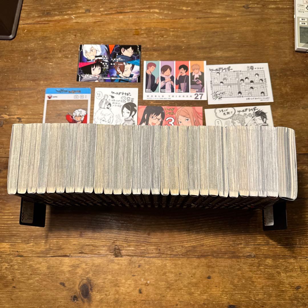 初版　ワールドトリガー　1巻〜28巻　帯付き　全巻セット　公式ブック付き