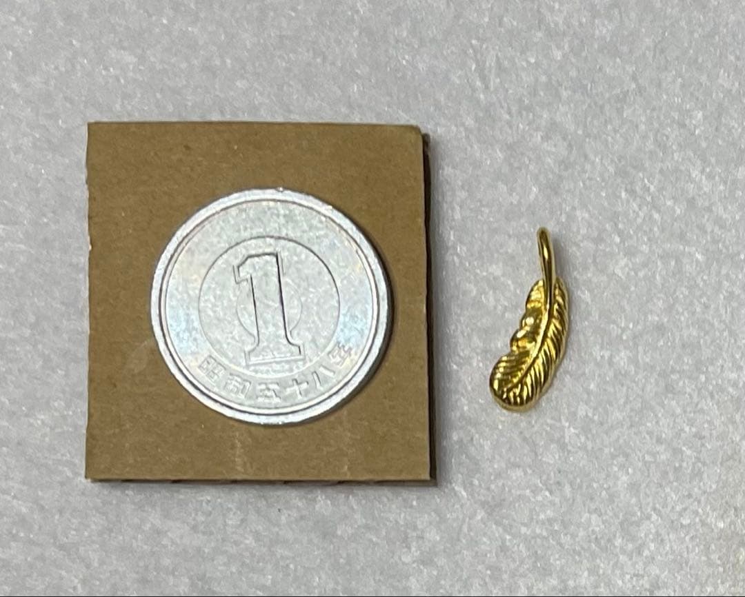 K24　羽根のペンダントトップ　約15mm　足金999刻印