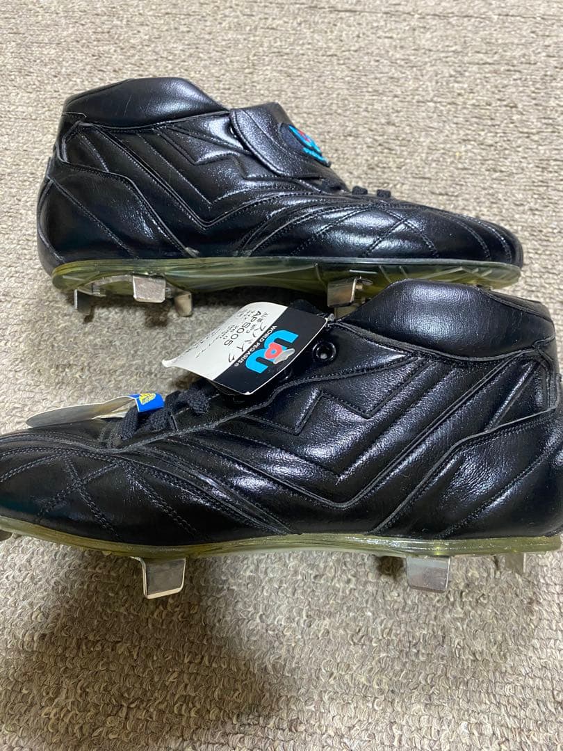 新品 タグ付き WORLD PEGASUS スパイク APS005 25.0