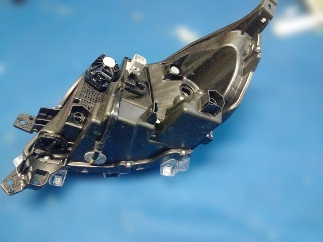 スズキ スペーシア カスタム MK53S 右側ヘッドライト クリアレンズ