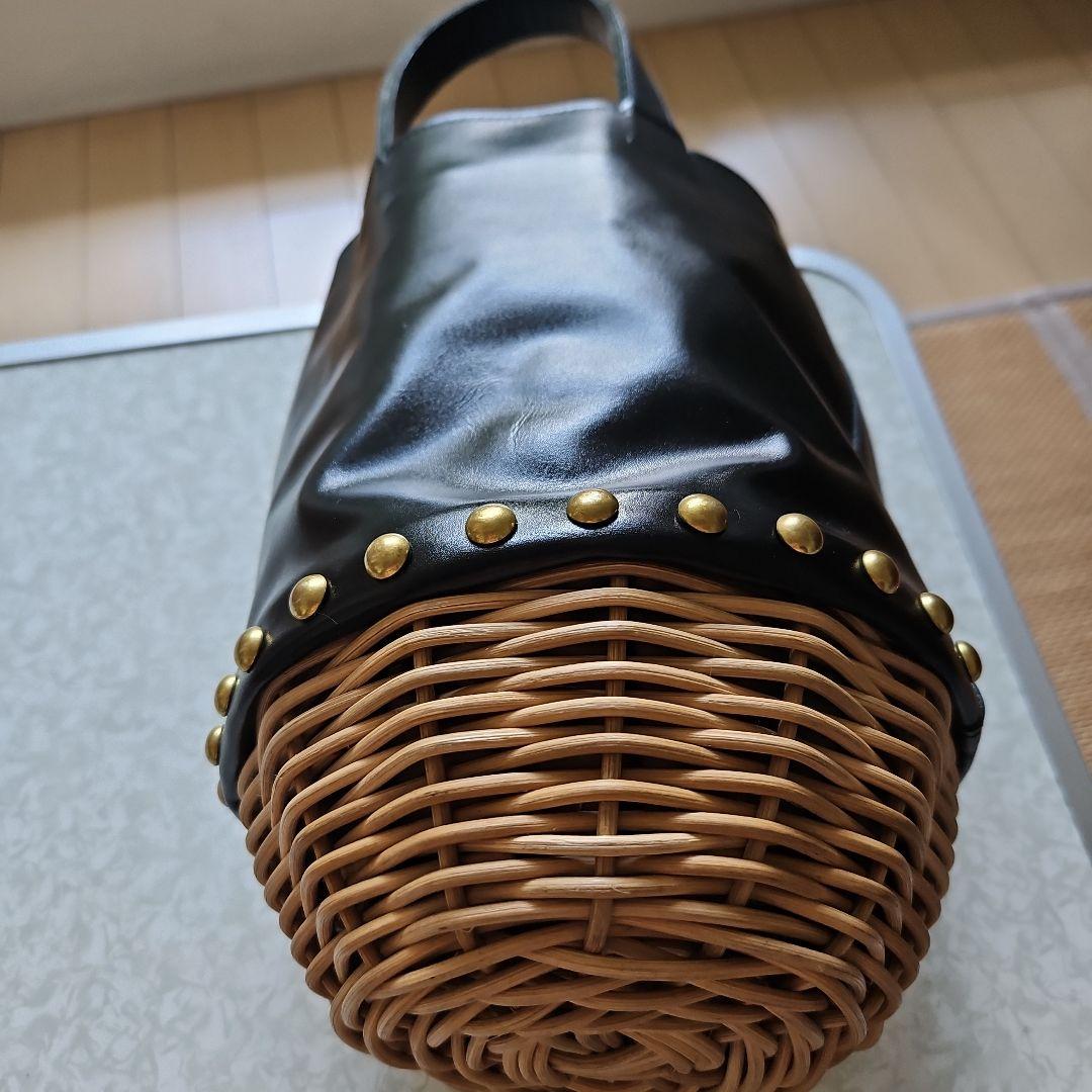 美品 ribbon b レザー 籐 スタッズかごバッグ warang wayan