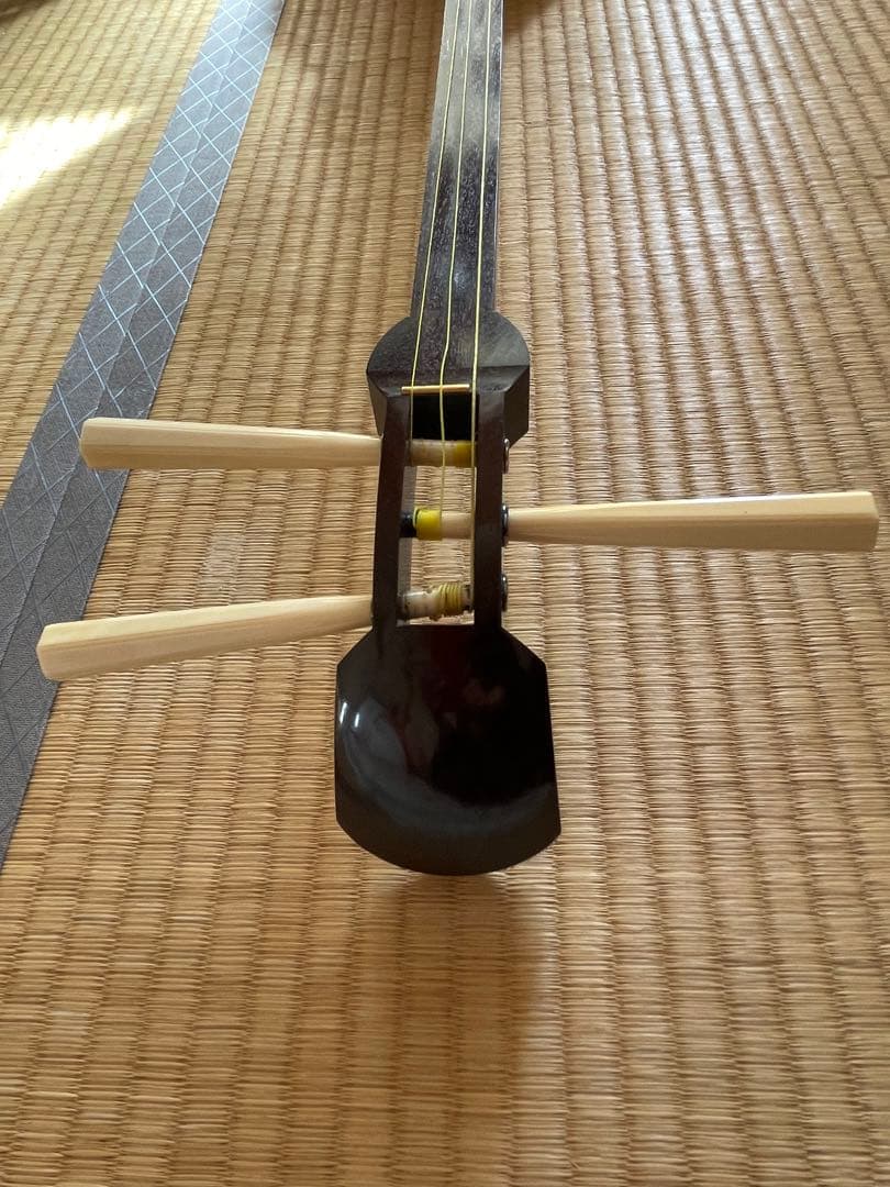 細棹三味線　紅木　金ボソ　綾杉胴　虎目　犬皮